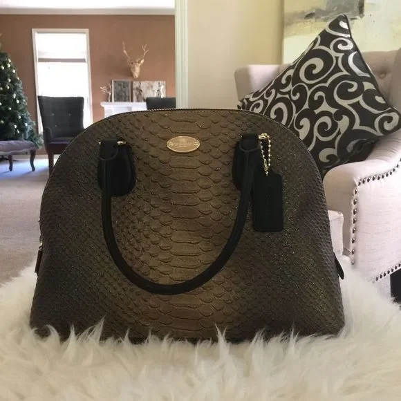 NWT COACH CORA DOMED SATCHEL - Picture 4 of 11